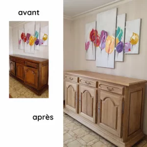enfilade en chêne massif restaurée. Adossé à un mur sur lequel est accroché une toile abstraite de couleur vive. Avant et après restauration