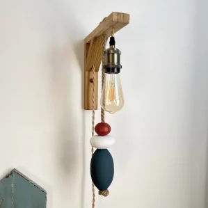 CIEL D’ORAGE: Applique murale en matériaux recyclés – bois brut / 3 flotteurs / bleu