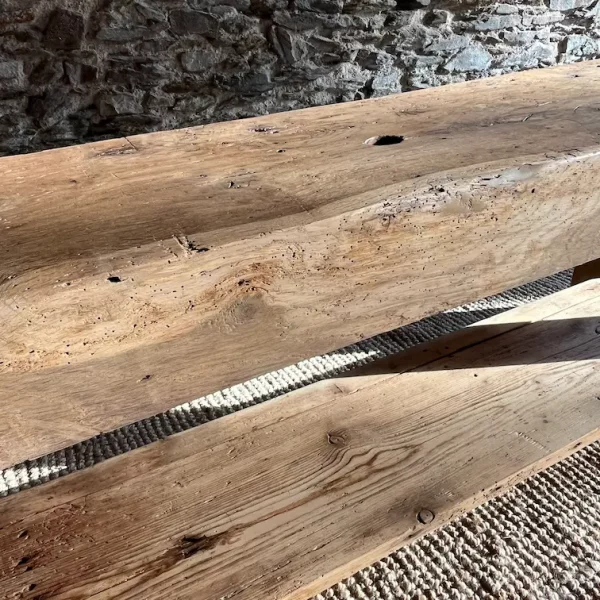 établi ancien en bois massif entièrement restauré.